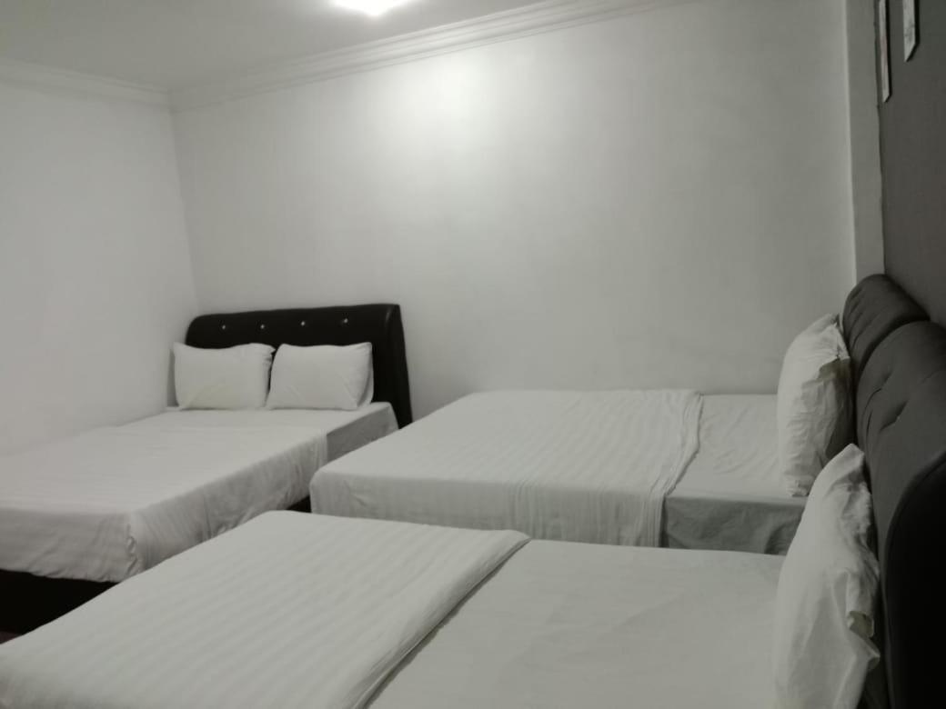G City Hotel Телук-Інтан Екстер'єр фото